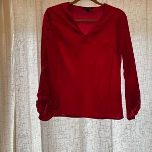 Banana republic red silk blouse Csi